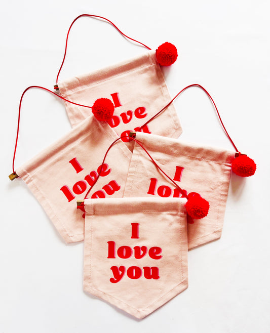 Pink I love you valentines wall banner gift