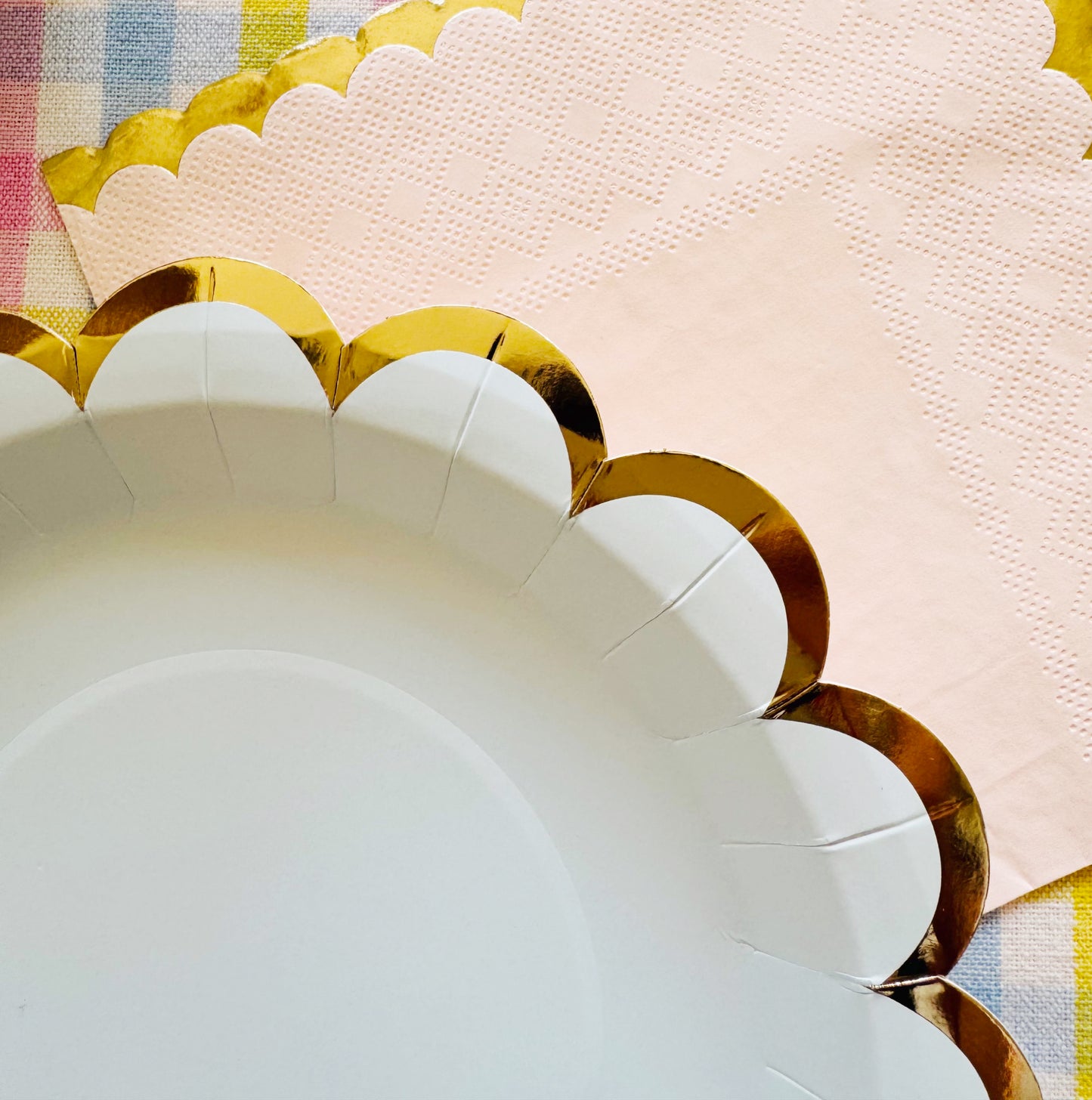 Pastel party tableware