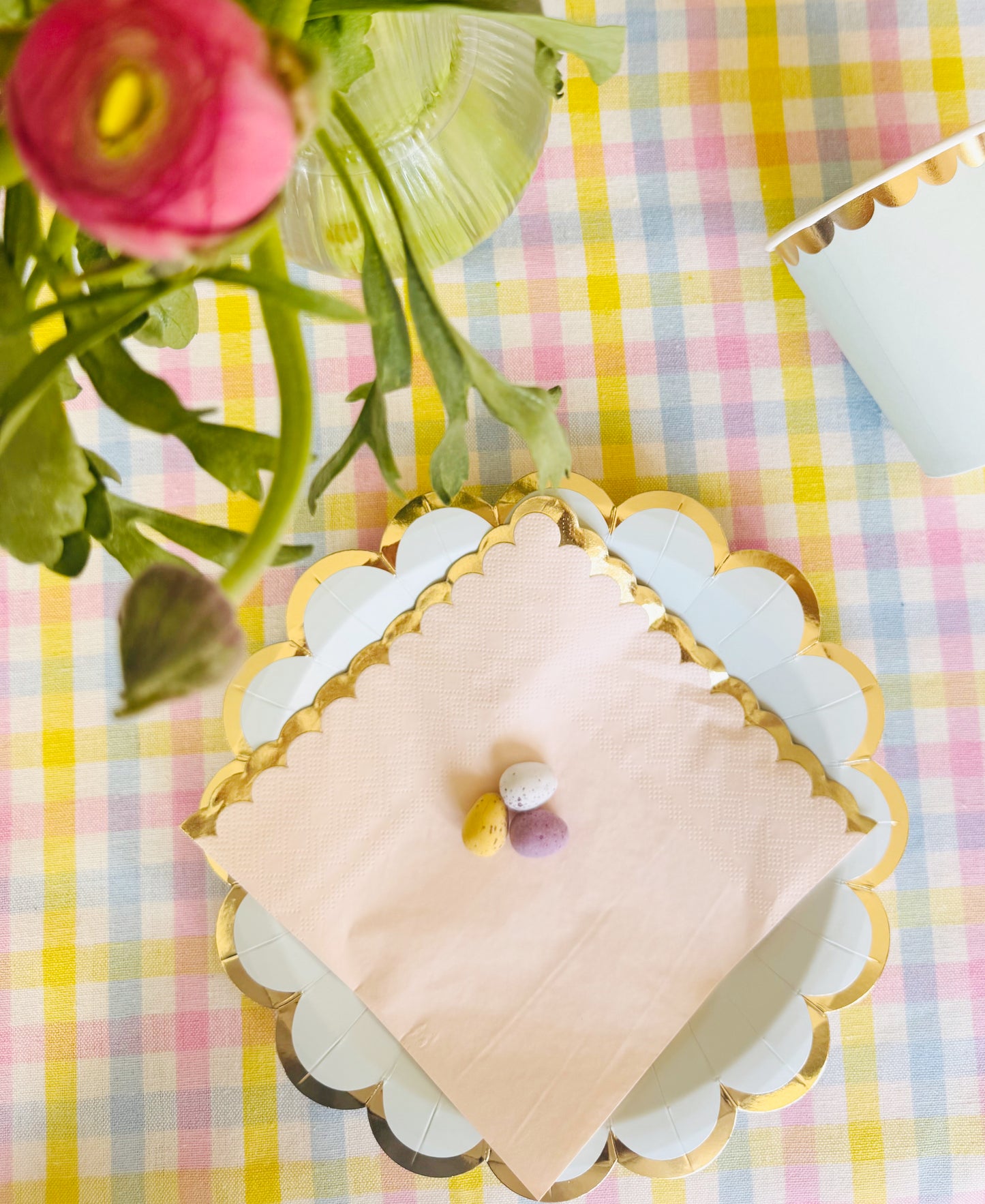 Pastel party tableware
