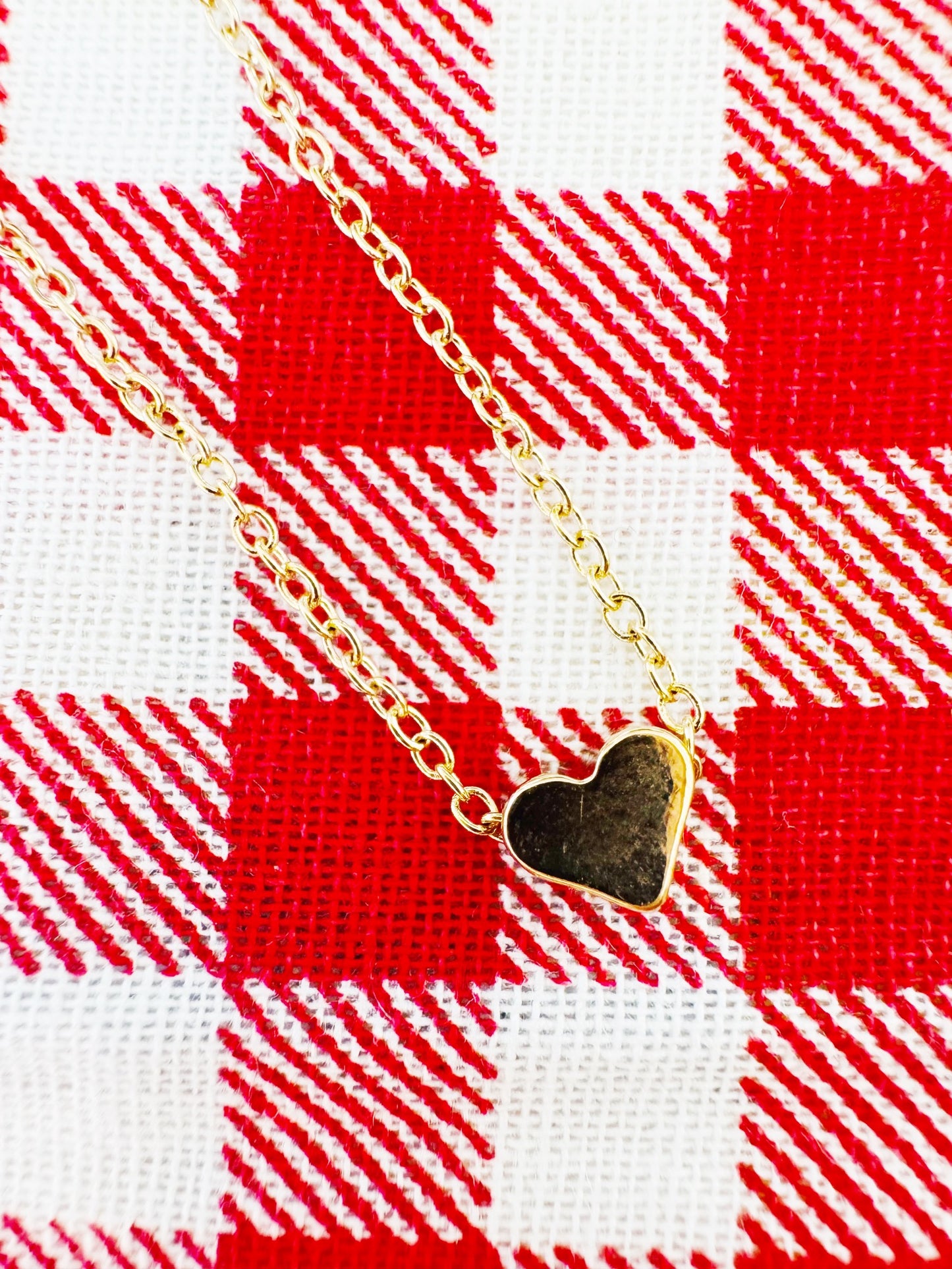Mini gold heart necklace party bag fillers