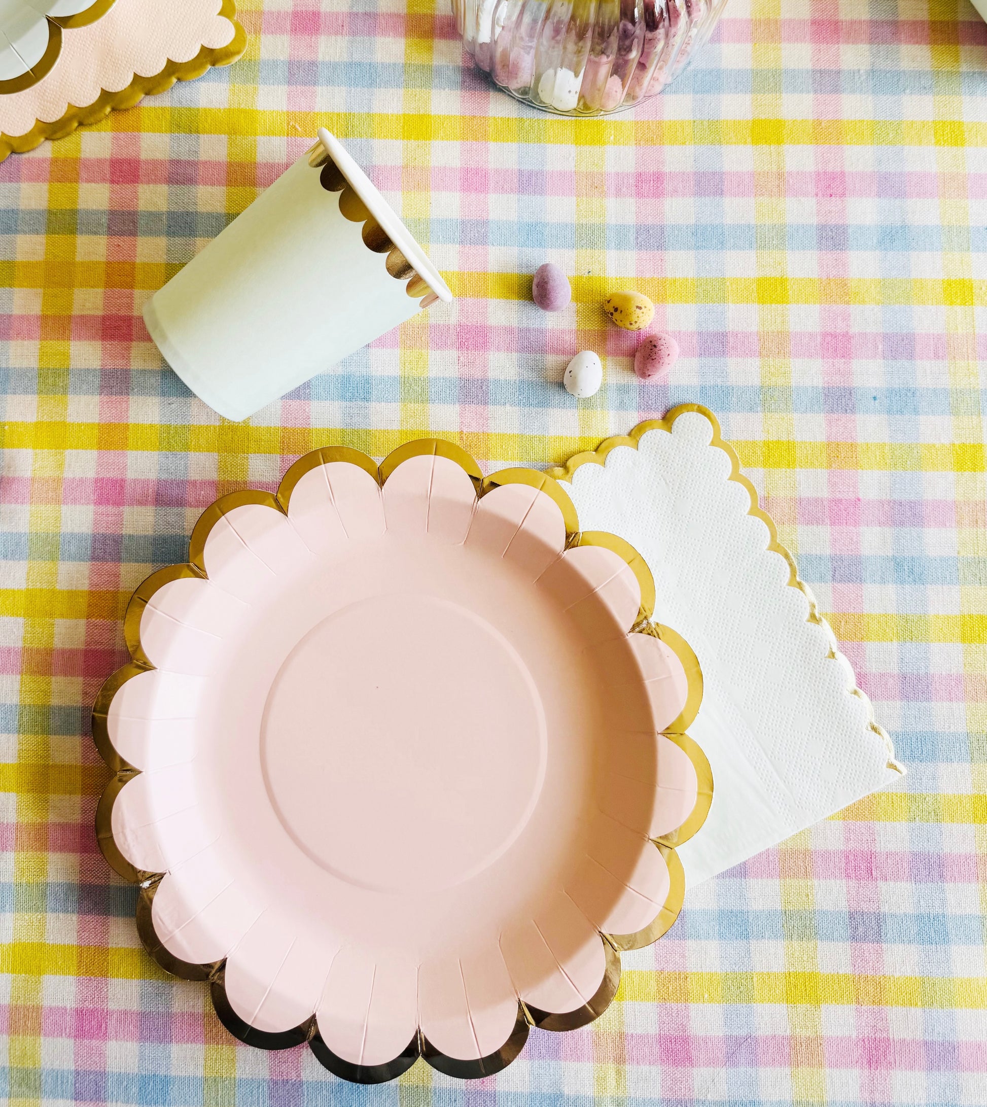 Pastel party tableware