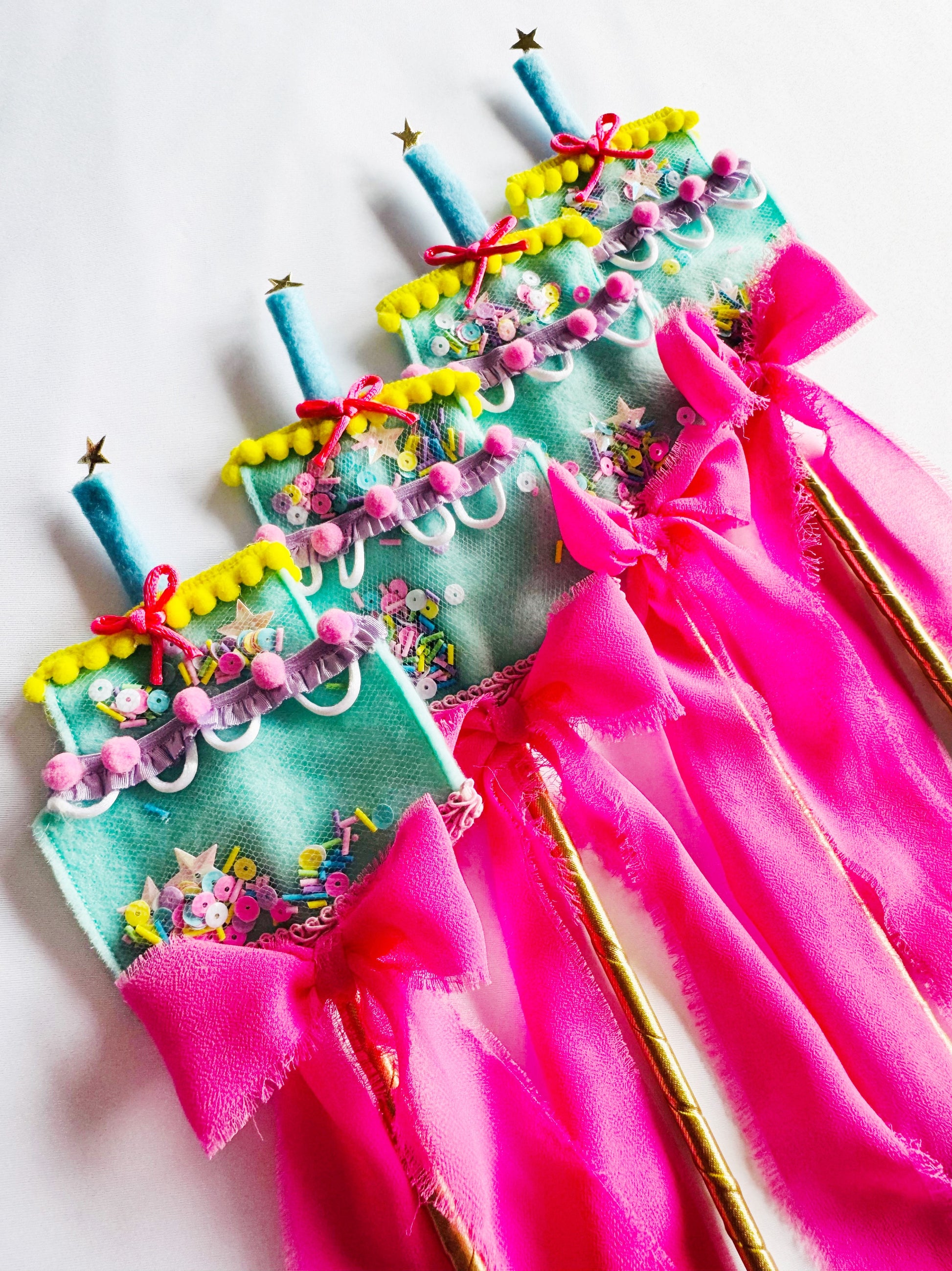  Birthday cake Confetti wand 