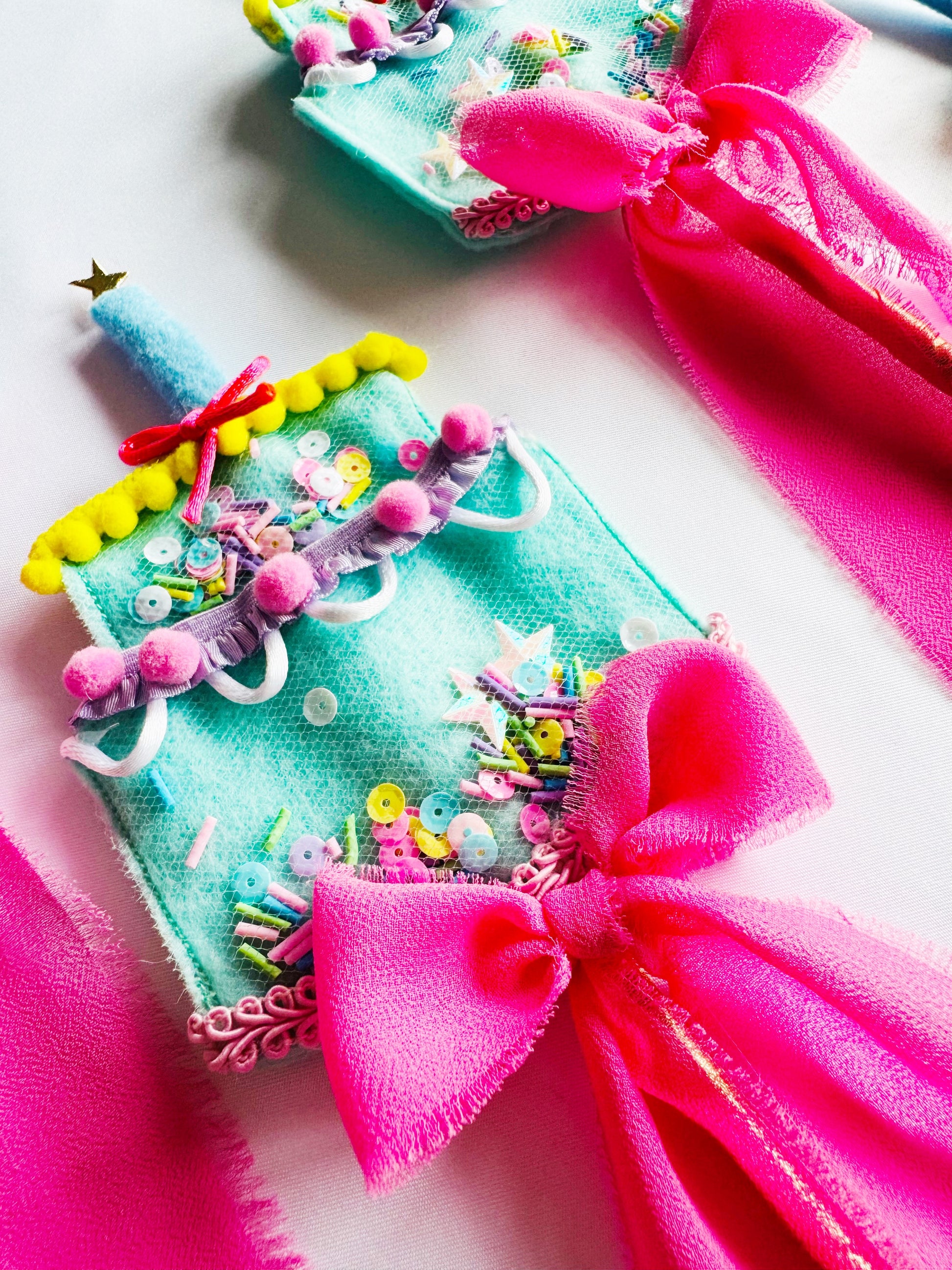  Birthday cake Confetti wand 