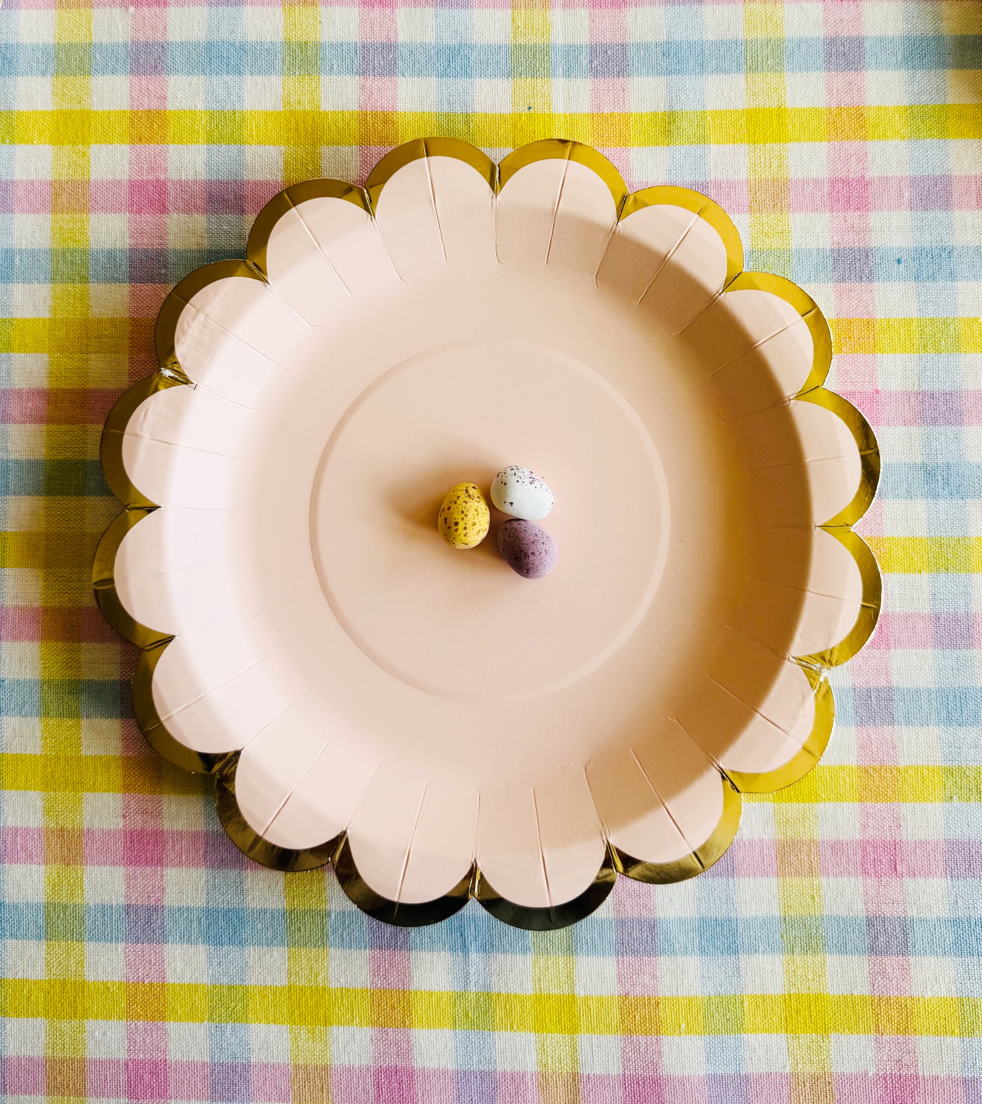 Pastel party tableware